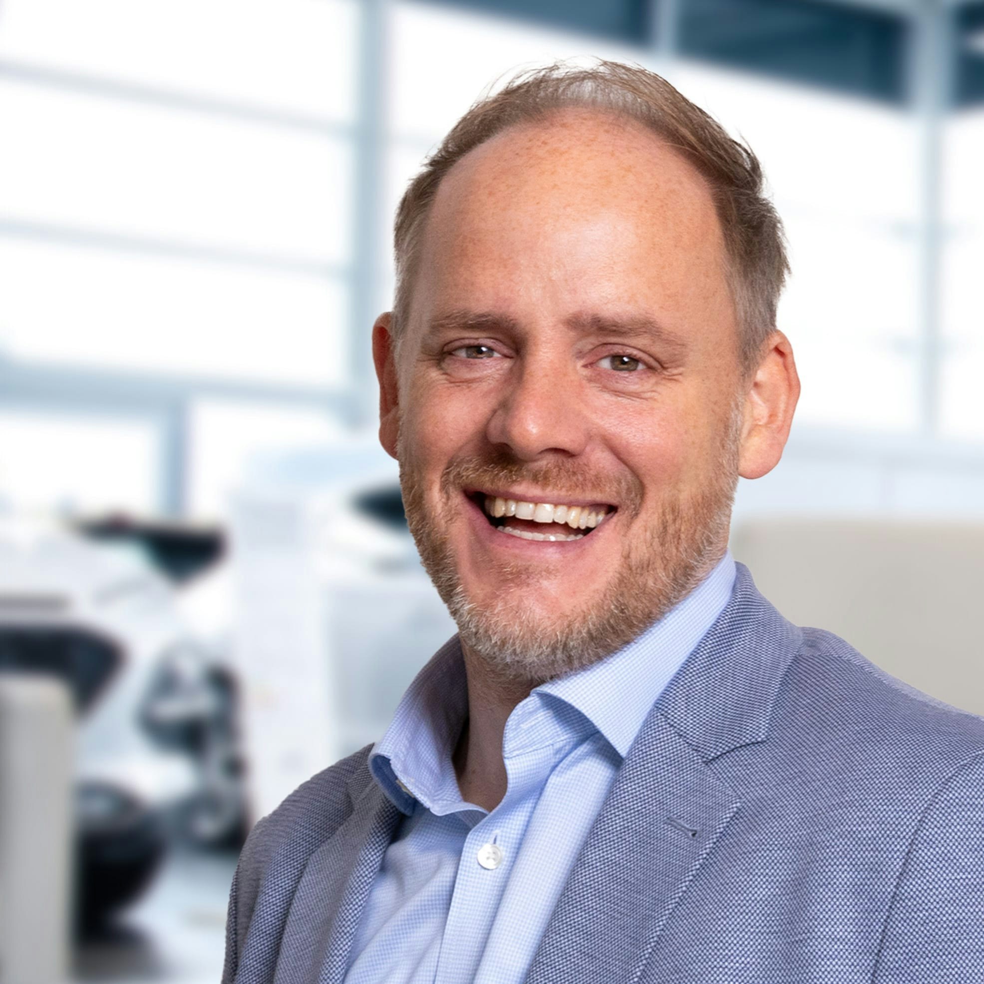 Olav Noth, Geschäftsführer Service