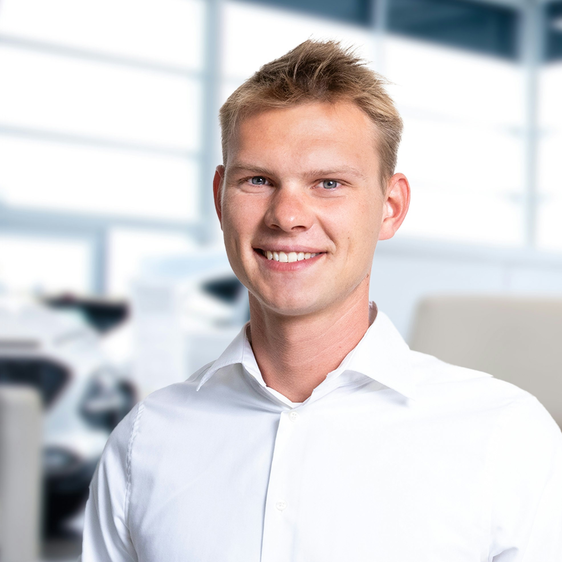 Wladislav Görgler, Verkaufsberatung